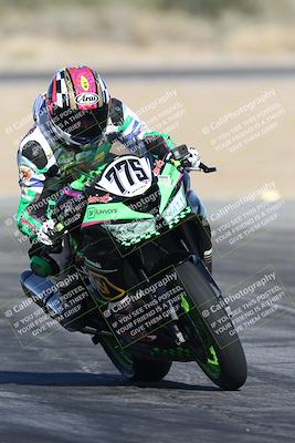 media/Jan-15-2026-Racers Edge (Thu) [[dfebeb70ab]]/2-A Group/Session 5 Turn 2/